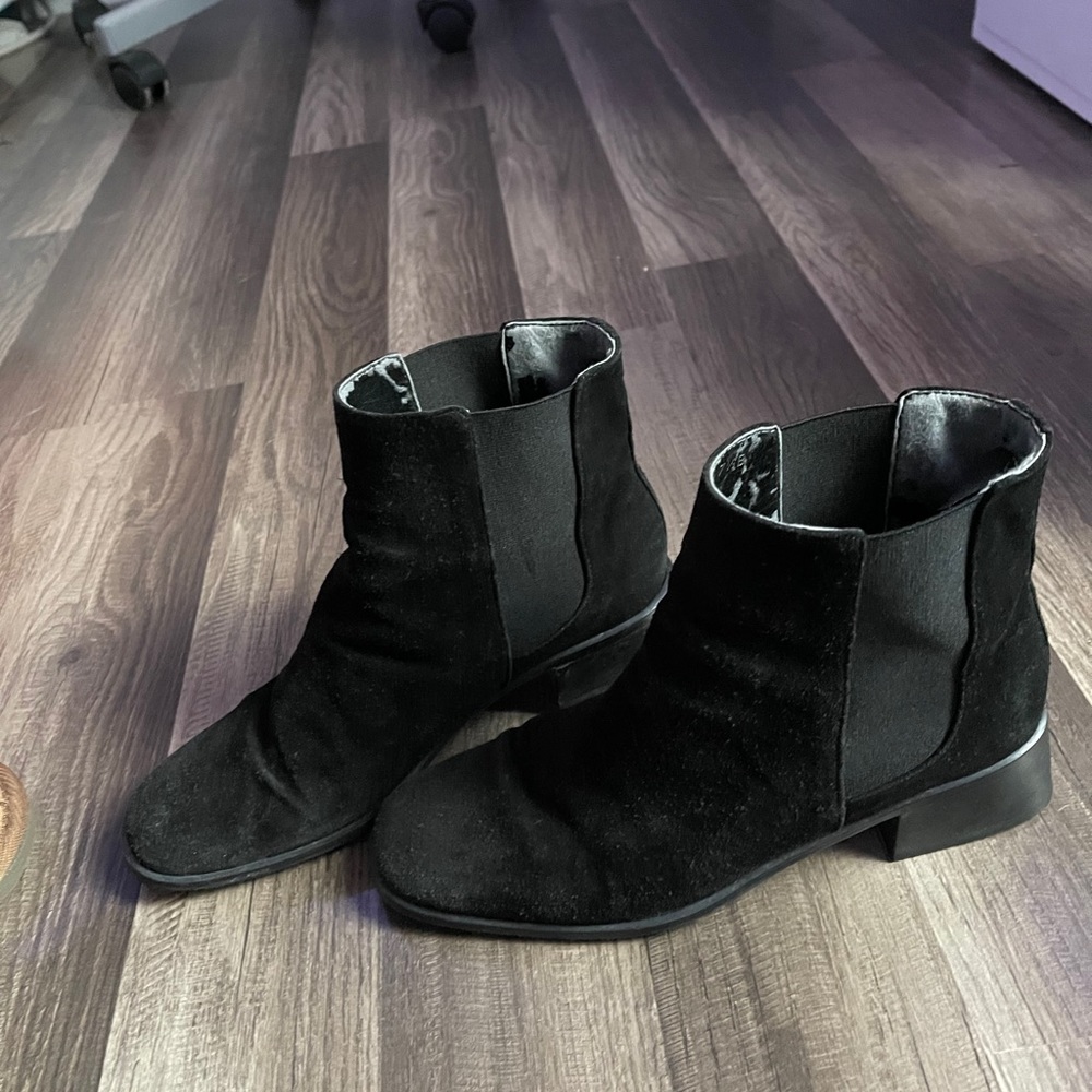 Talbots booties - Picture 2 of 4